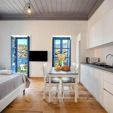 Porto Harani Seaside Apartments シミ エクステリア 写真