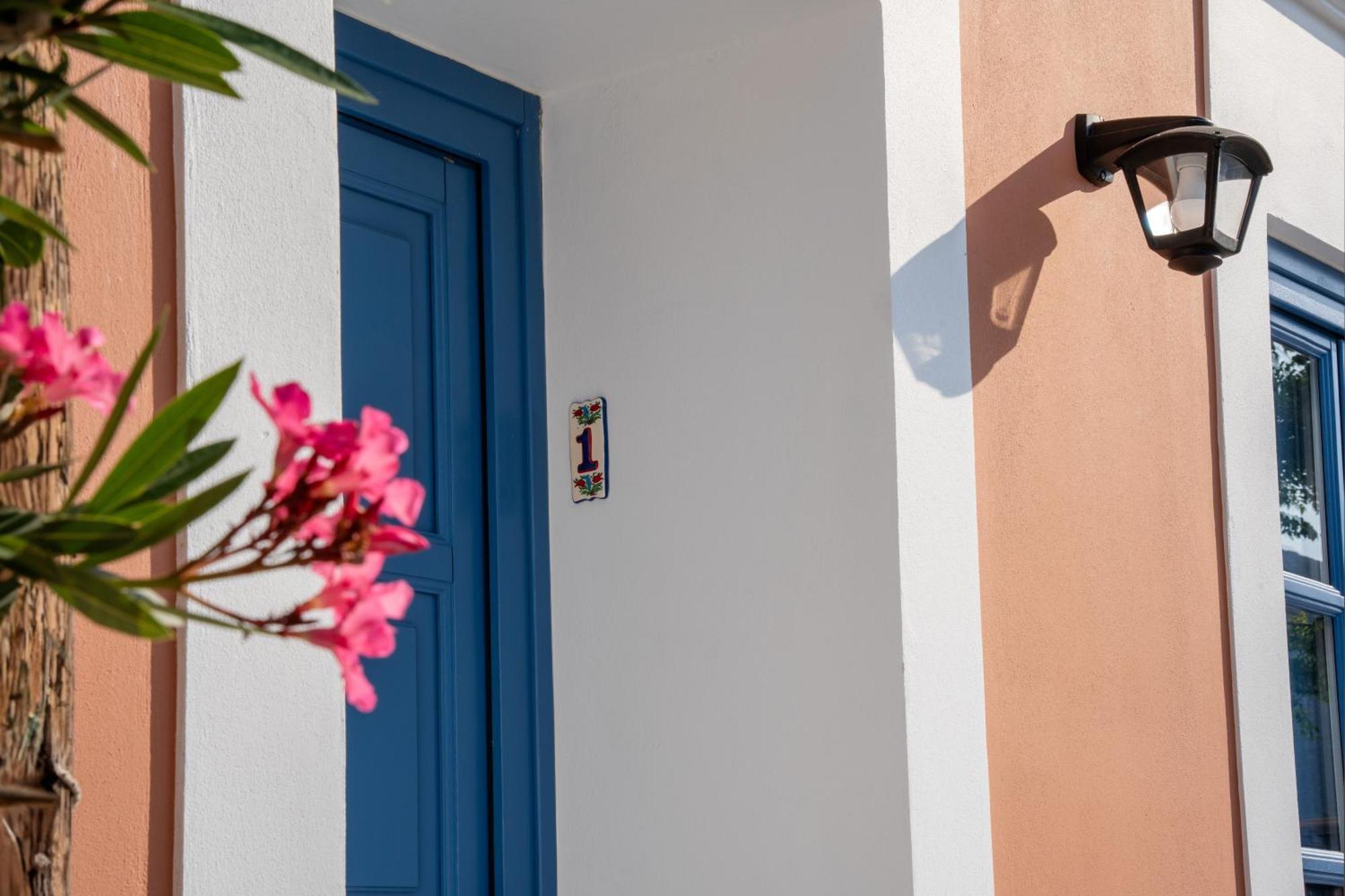 Porto Harani Seaside Apartments シミ エクステリア 写真