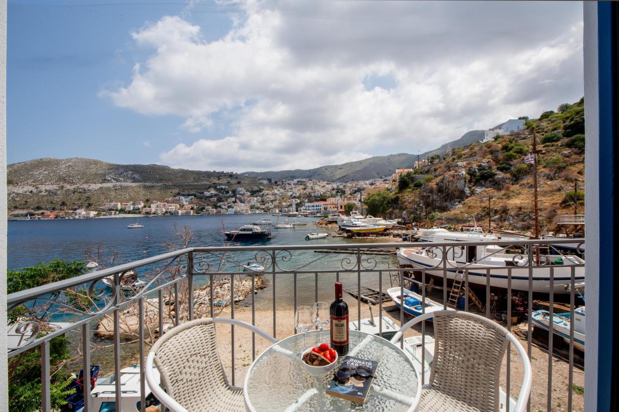 Porto Harani Seaside Apartments シミ エクステリア 写真